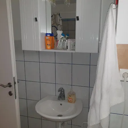 Ulica Dvori Narca 12 4+2 Per.